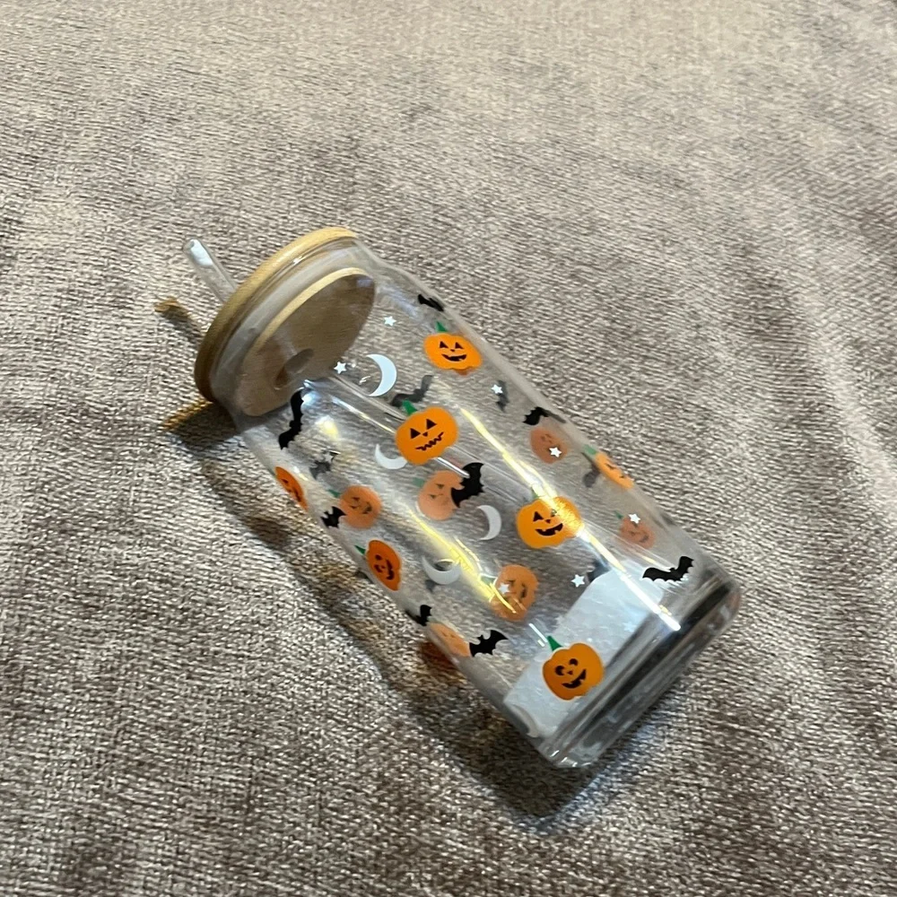 NWT Halloween Pumpkin Glass Tumbler with Glass Straw